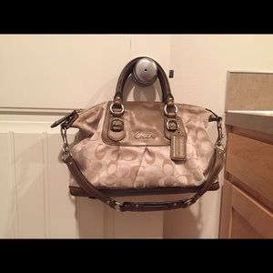 Coach handle and shoulder strap Hobo Handbag