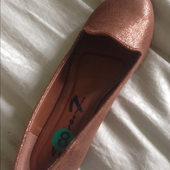 Bronze flats