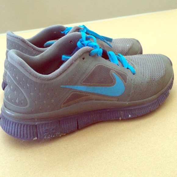 Nike free runs