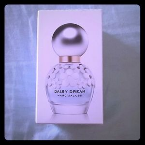 Daisy Dream By Marc Jacobs