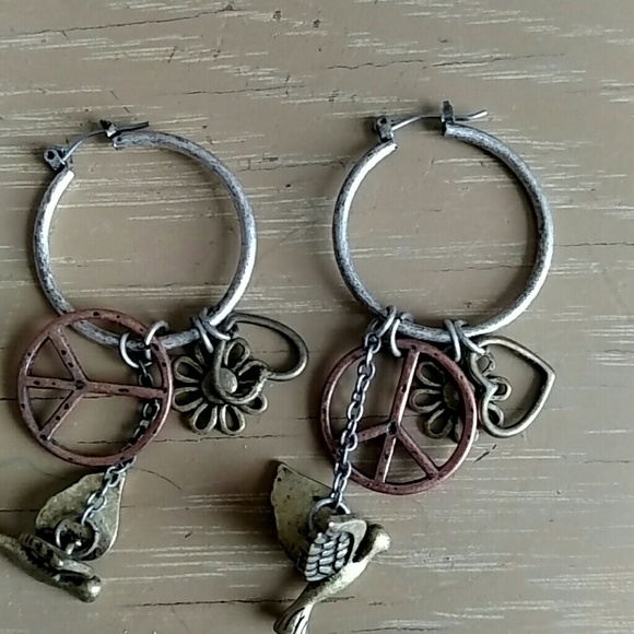 3 pair earring bundle - Picture 2 of 4
