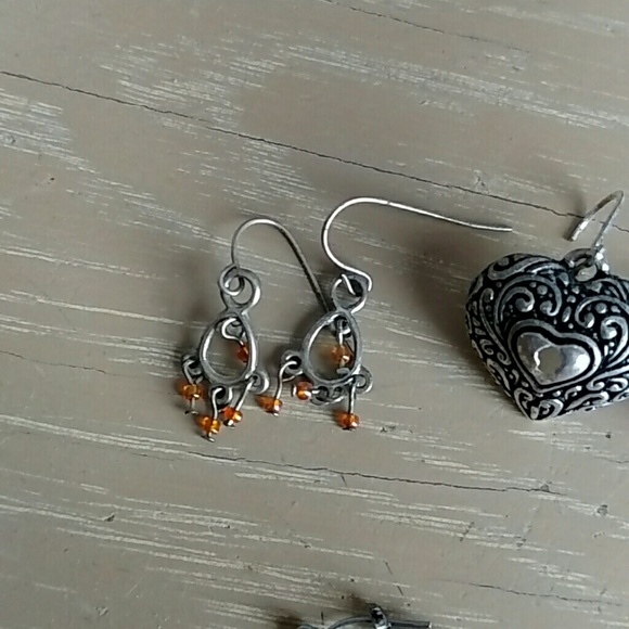 3 pair earring bundle - Picture 4 of 4