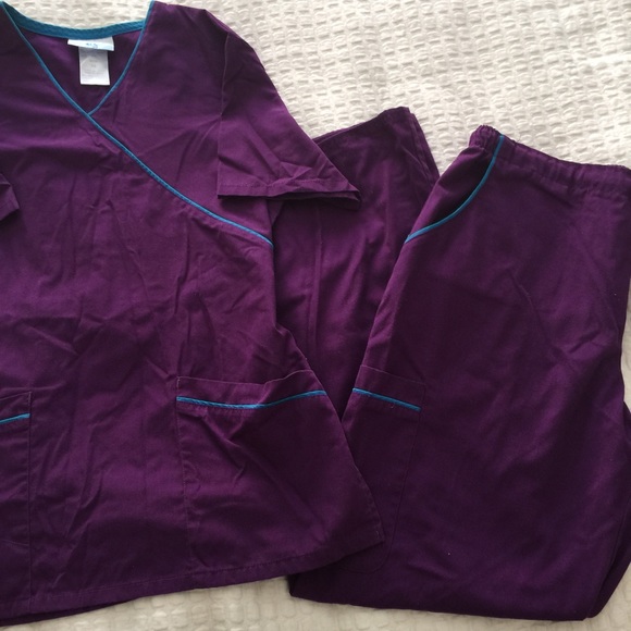 SB scrub set deep purple/ blue lining