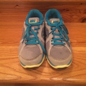 Nike Women's Dual Fusion Running Shoes