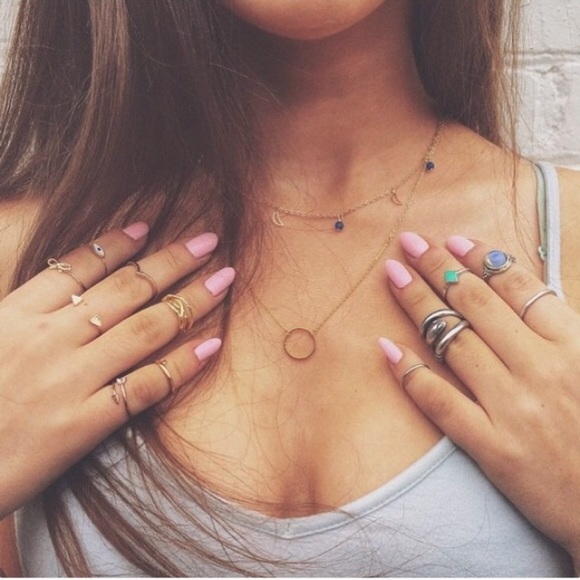 Brandy Melville Jewelry - Gold Circle Necklace