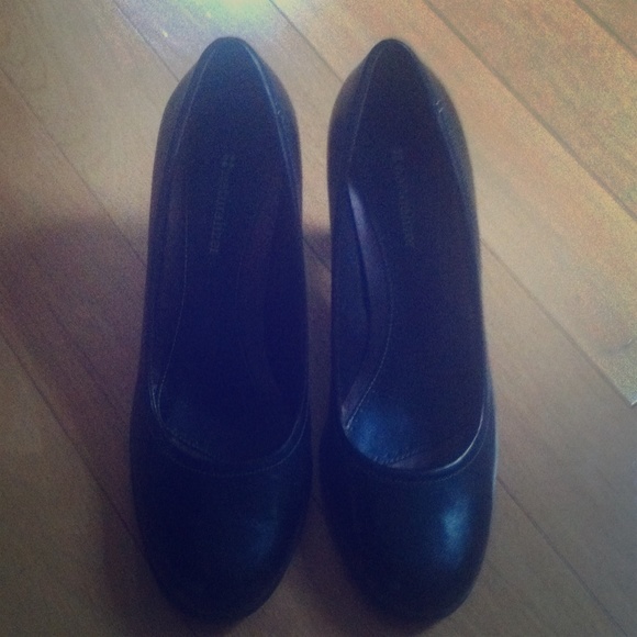 Naturalized heels