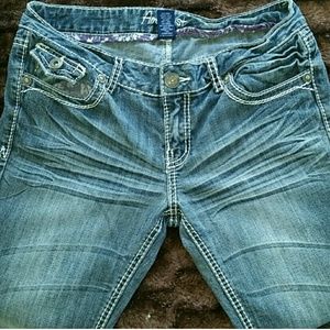 Distressed denim by Amethyst