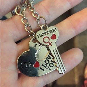Key Chain "i Love You" Key & Heart.