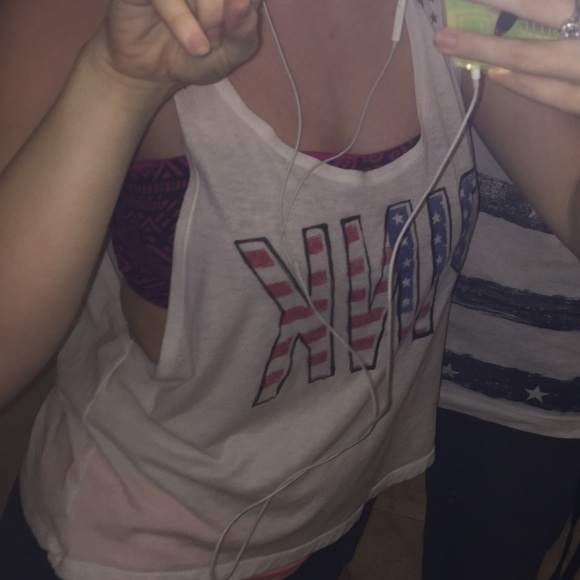 Pink Tank White, Free Sun Shades - Picture 2 of 2