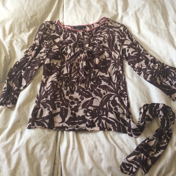 BCBG Max Azria 100% silk top