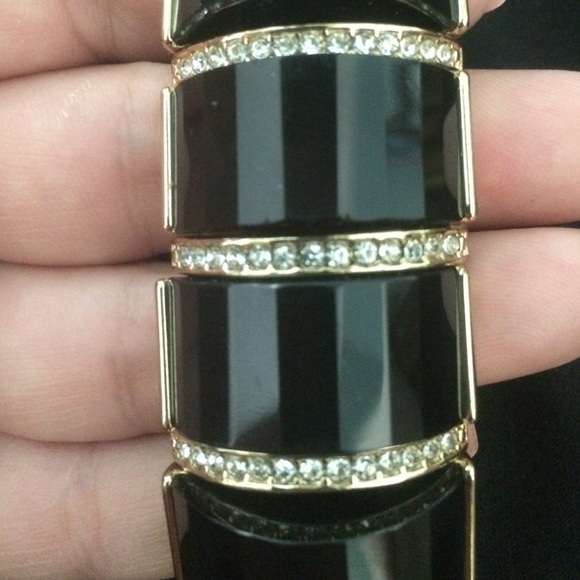 Statement bracelet - Picture 3 of 3