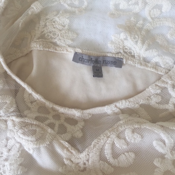 Charlotte Russe Cream lace crop top - Picture 4 of 4