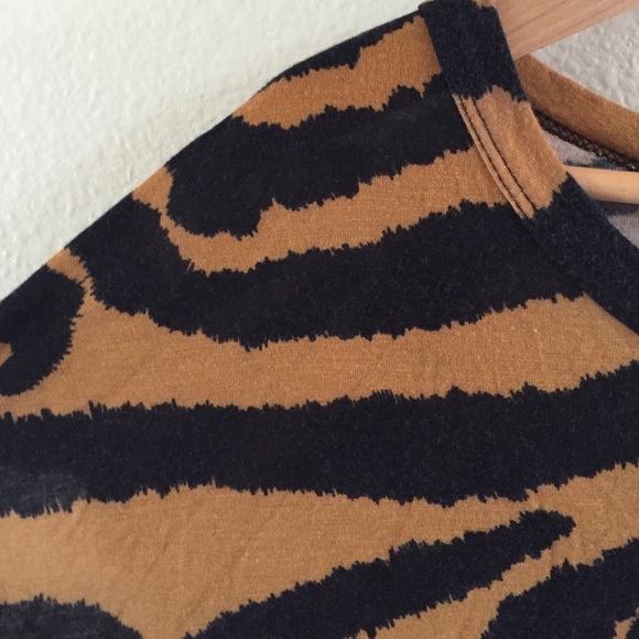 Tiger top - Picture 2 of 2