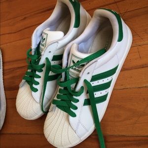 Adidas Superstar size 6 Mens, 7.5-8 Womens