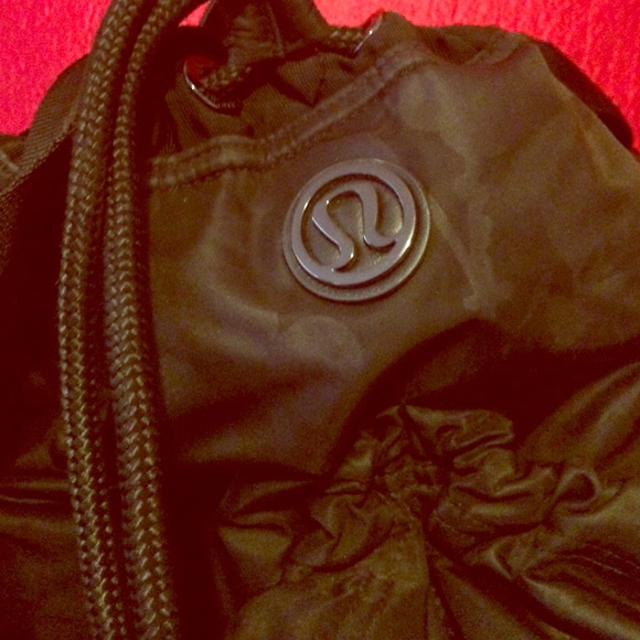 Lululemon gym bag black with floral designs