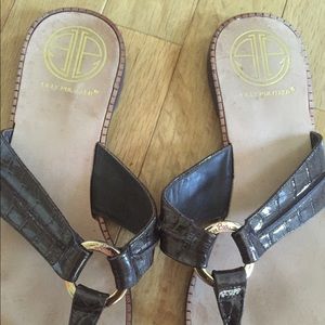 Lilly Pulitzer brown sandals