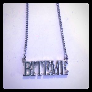 BITEME necklace silver