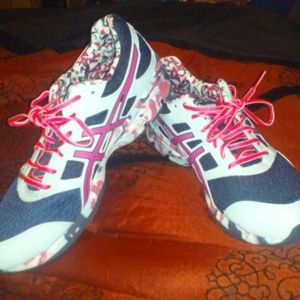Asics gel runningshoes