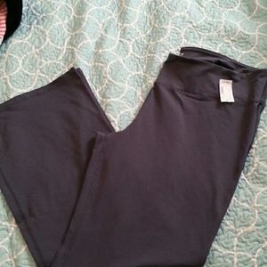 Yoga or lounge pants!  Size 3x or 22/24