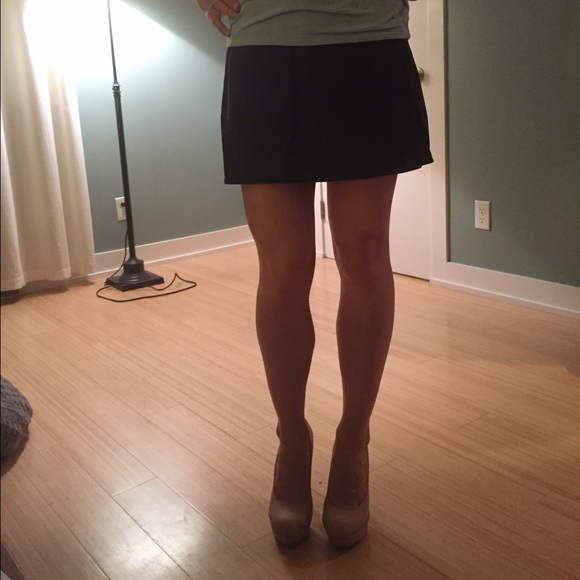 5 for $25! Navy high waisted corduroy mini skirt - Picture 2 of 3