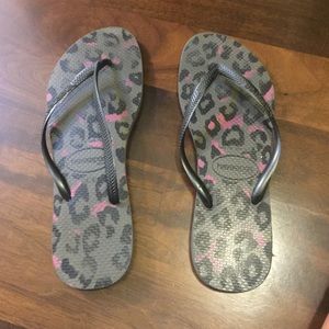 Leopard print flip-flops