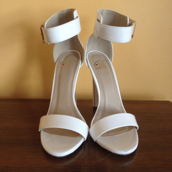 New White Heels - Picture 2 of 4
