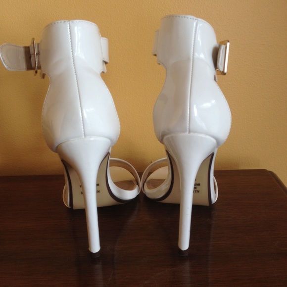 New White Heels - Picture 3 of 4