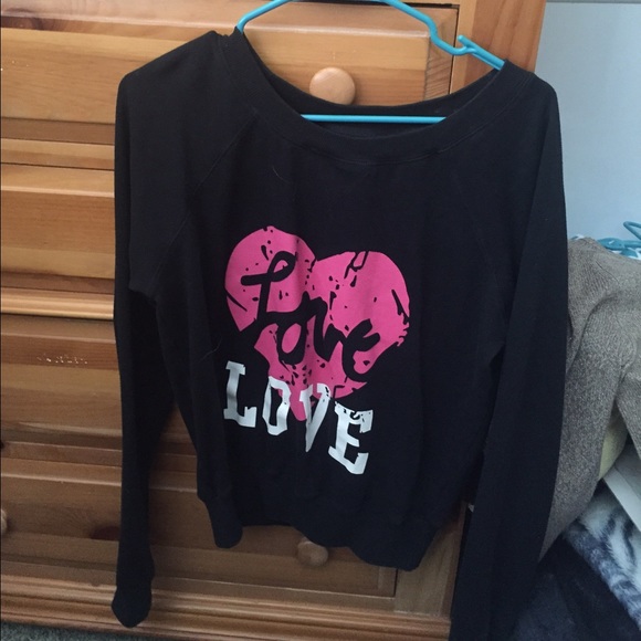 Long sleeved love sweater