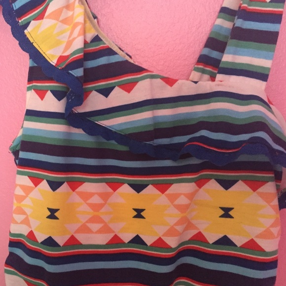 Patterned Romper - Picture 2 of 4