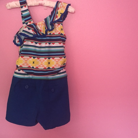 Patterned Romper - Picture 4 of 4