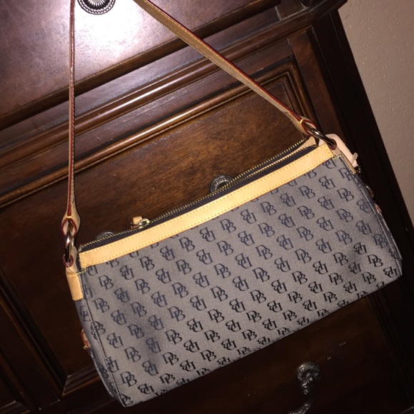 Dooney & Bourke - Picture 2 of 2