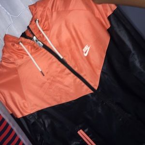 Nike windbreaker jacket