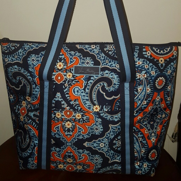 Vera Bradley Cooler Tote
in?Marrakesh?(#12903199)