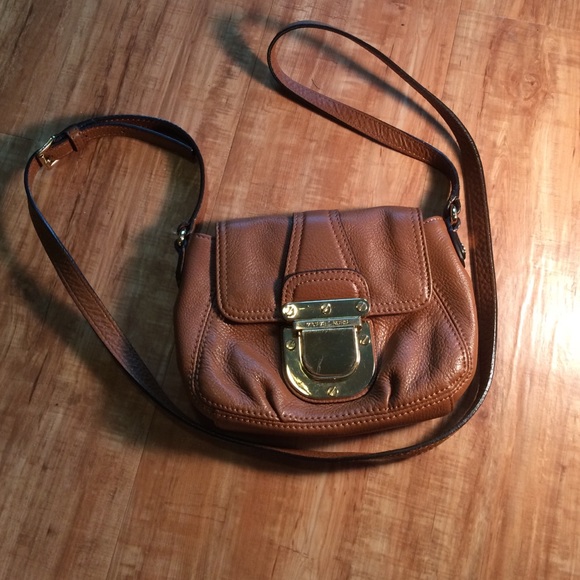 Michael Kors Charlton Cross Body Bag