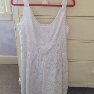 White lilly Pulitzer dres