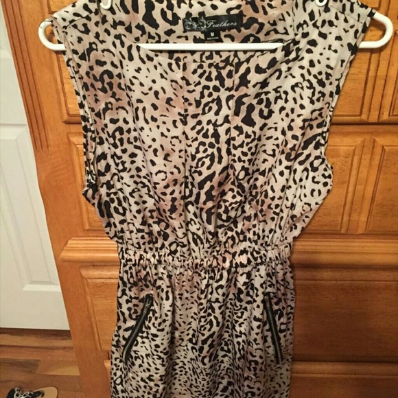 ❌SOLD❌new w Tags pretty lepord dress