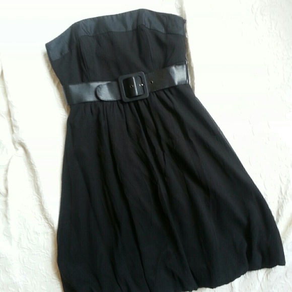 WH/BM Black belted cocktail dress