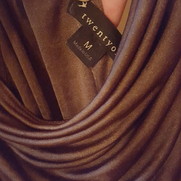 Dress - Picture 3 of 4