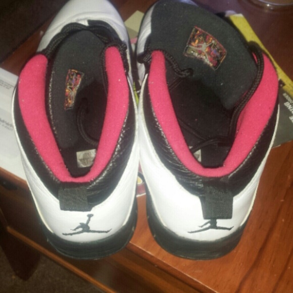 Jordan 10 - Picture 3 of 3