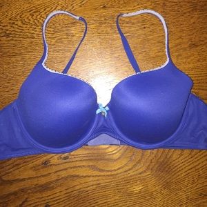 Victoria's Secret body by Victoria bra