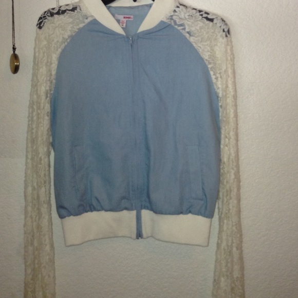 Cute Zip Up!