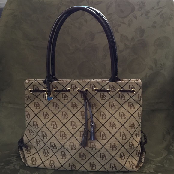Dooney & Bourke Bags Dooney And Bourke Quilted Signature Tote