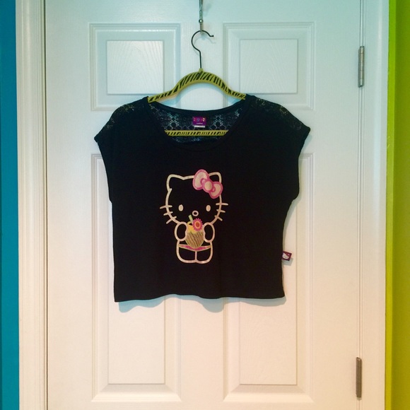Hello Kitty Black Top