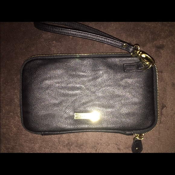Steve Madden back and gold wallet.