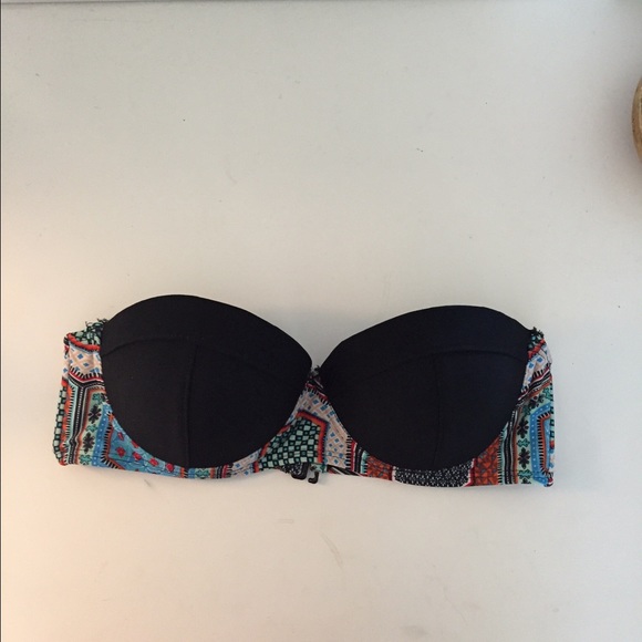 black push-up bikini top (pacsun)
