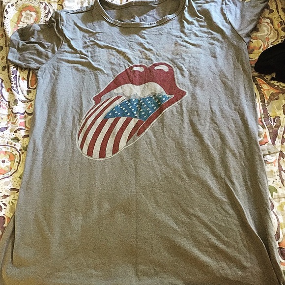 Rolling Stones tee shirt