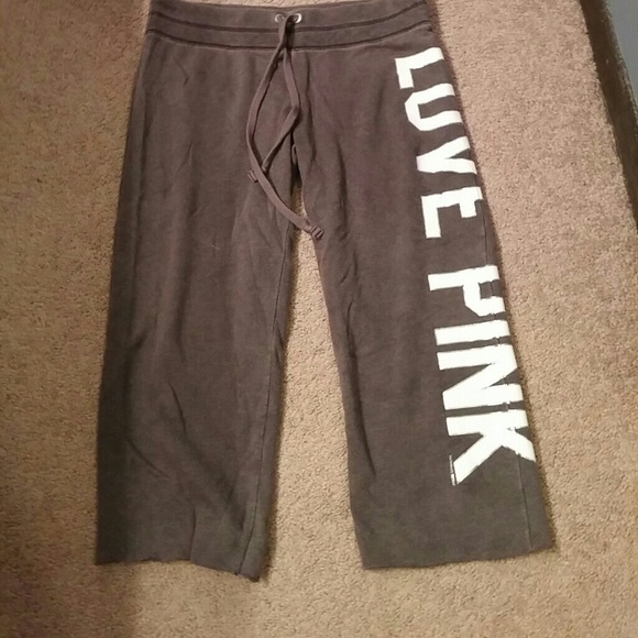 VS PINK crop capris size small
