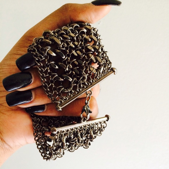 Macy's Jewelry - 🌺 Gunmetal chain bracelet