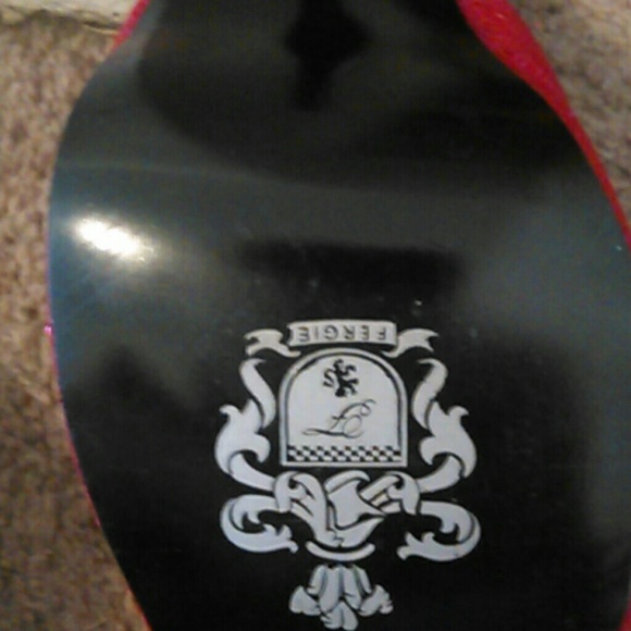 Pink heals - Picture 2 of 2