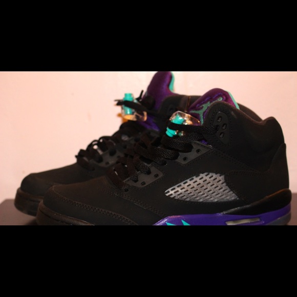 Air Jordan Retro 5 Black Grape Aqua